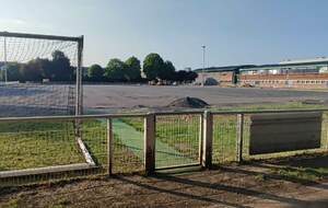 LE  18-19 JUIN POSE DU SYSTEME DE DRAINAGE POUR LE TERRAIN 